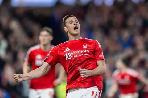 فانتازي يلا كورة.. كريس وود الأكثر طلبًا بعد مفاجأة السيتي